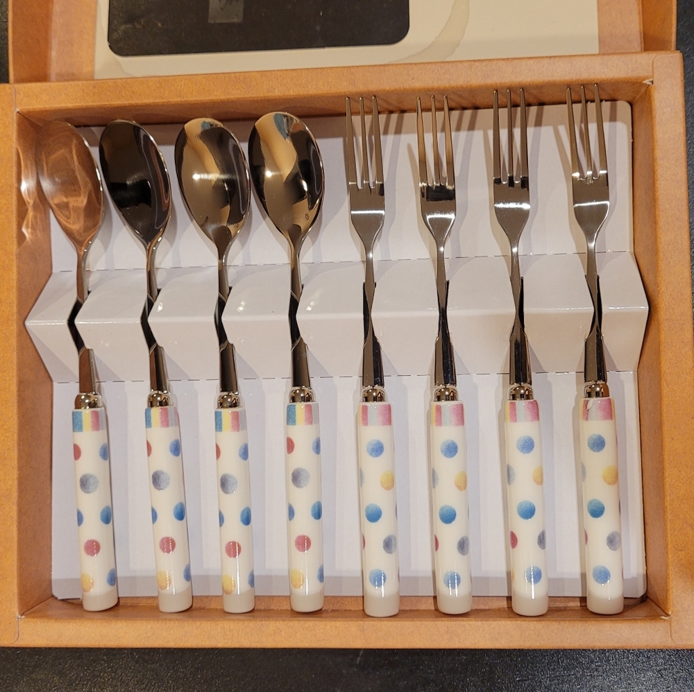 Polka Dots Spoons & Forks Set